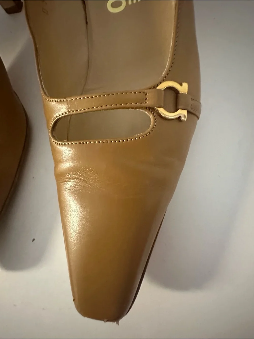 Salvatore Ferragamo classic salvatore